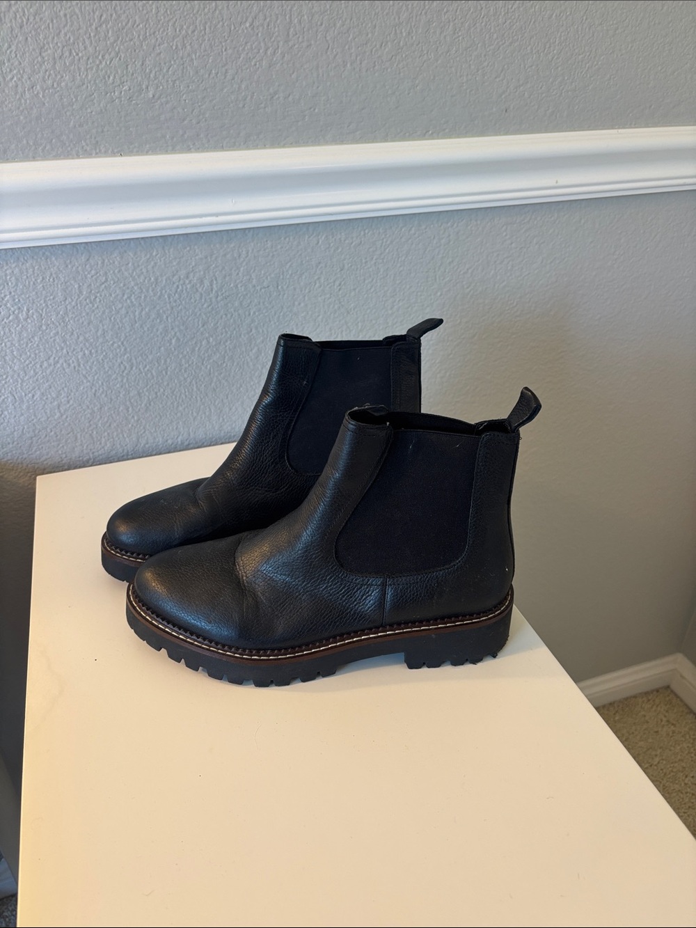 Caslon Black Leather Chukka Boots with Lug Sole